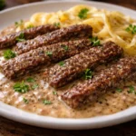 Remettre la viande dans la sauce et servir immédiatement